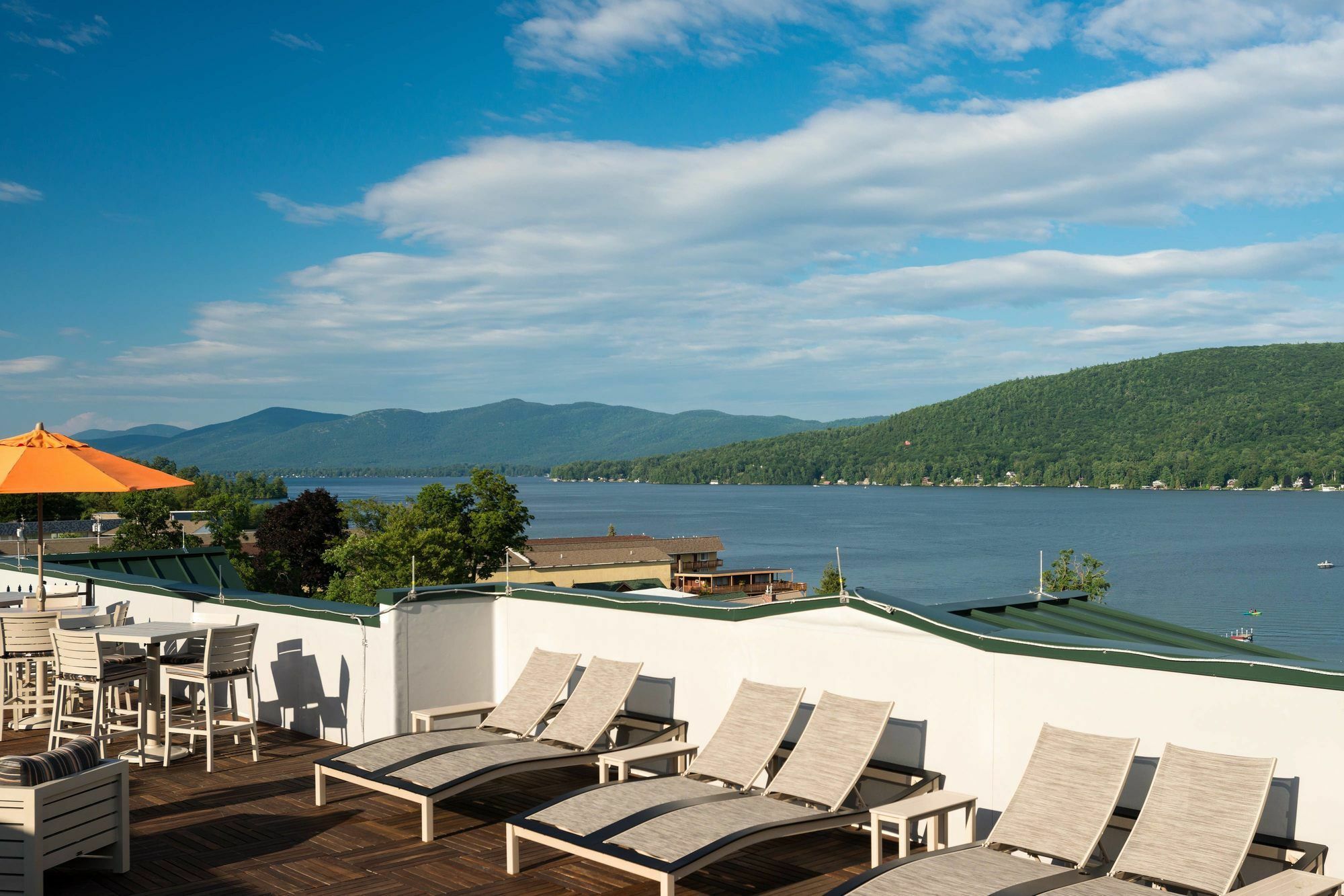 Courtyard By Marriott Lake George Exterior photo